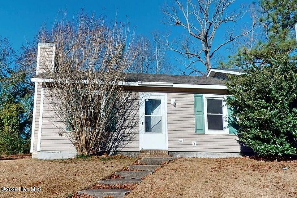 1st image of 109 Hickory Grove Drive