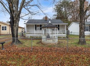 2407 Robbins St, High Point, NC 27263