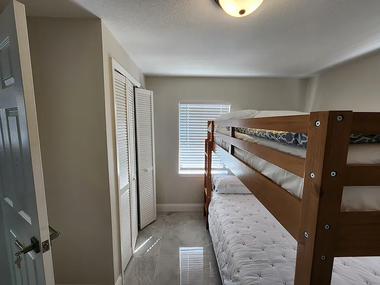 102 Cordova Rd — Photo 9