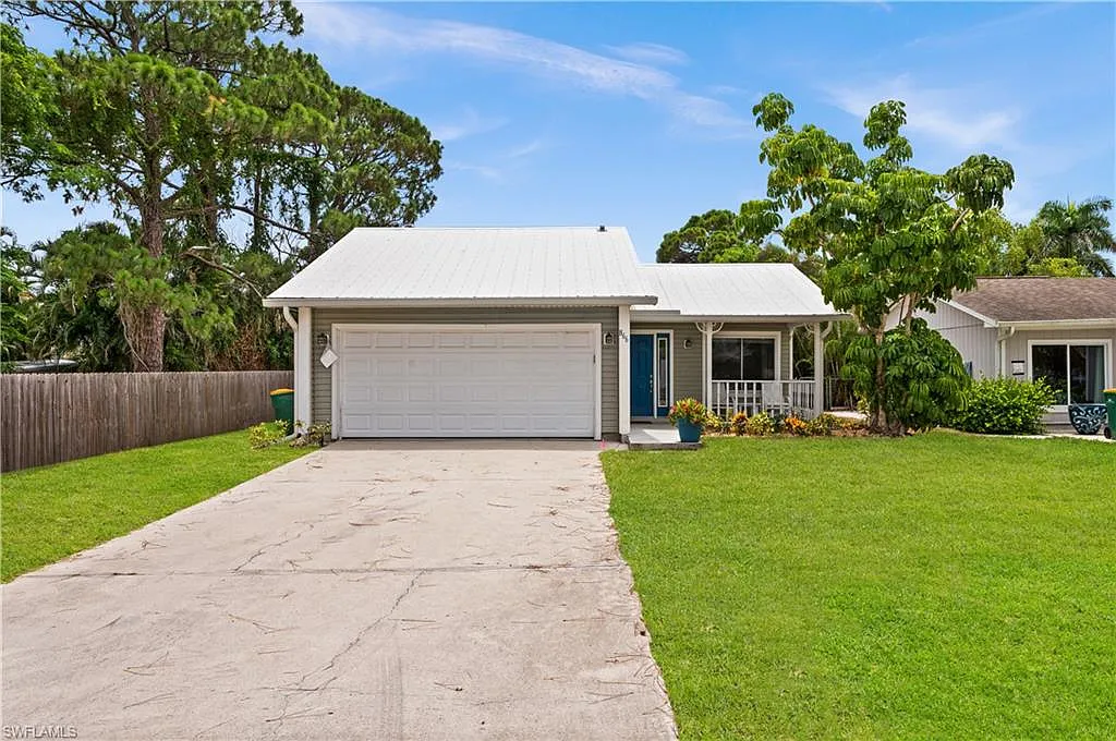 3 bed, 2.0 bath, 1050 sqft, $6,000 — Photo 2