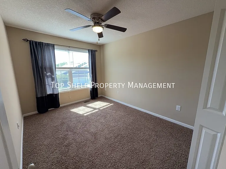 3707 NE Marissa Ln — Photo 7