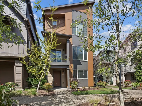 14323 SW Burlwood Ln, Beaverton, OR 97005