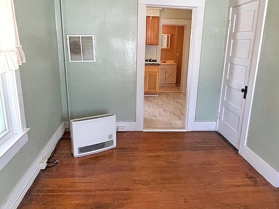 2nd image of 355 Goss Ln #1