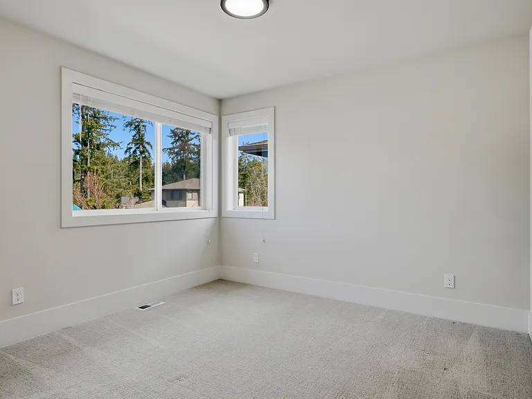 23623 SE 35th Ct — Photo 19