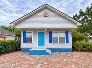 182 Leawood Cir, Naples, FL 34104