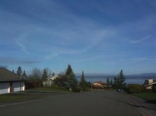 4713 Harbor Ln, Everett, WA 98203