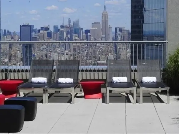 123 Washington Street image 10 of 11