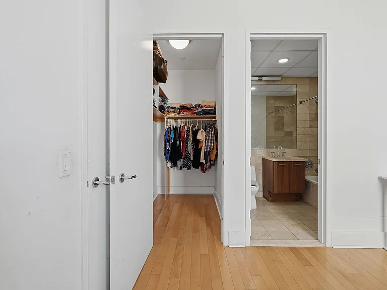 4 Beacon Way #1613 — Photo 12