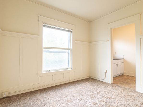 2409 NE Mlk APT 205