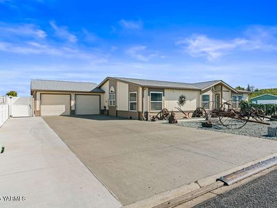 6819 Manor Way, Yakima, WA, 98908