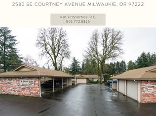 2580 SE Courtney Ave, Portland, OR 97222