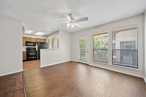 2110 Rio Grande St Photo 1
