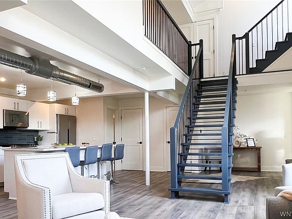 4th image of 340 Bird Ave #201