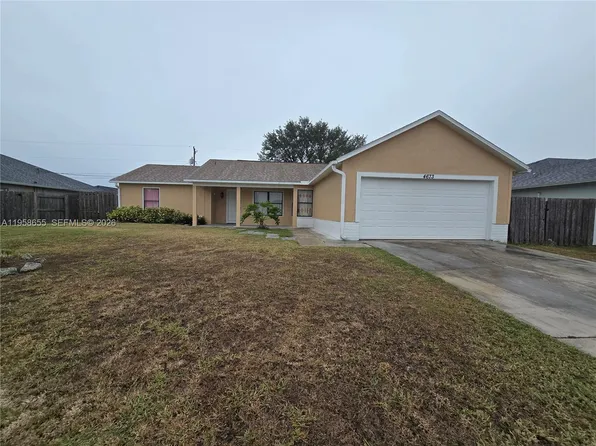 4673 SW Obelisk St, Port Saint Lucie, FL 34953