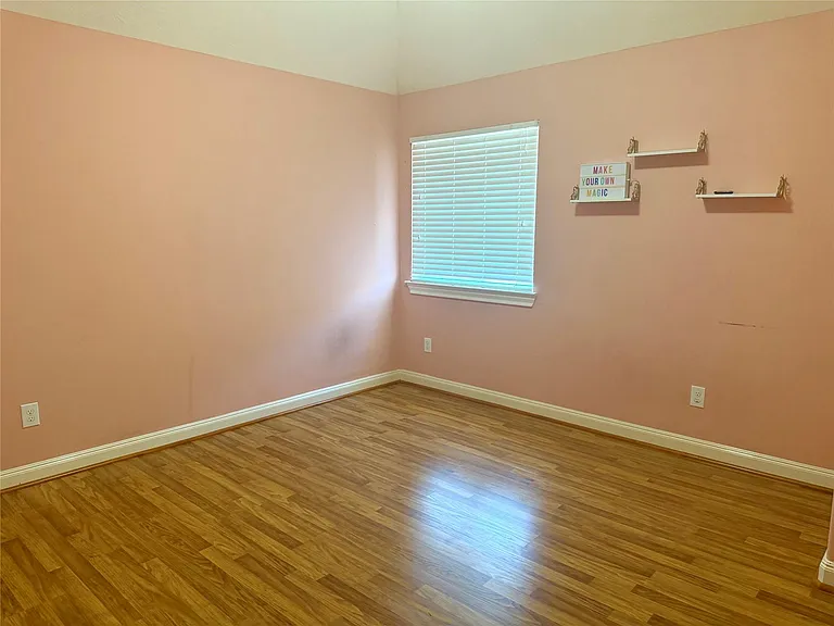 6839 Emerson — Photo 28