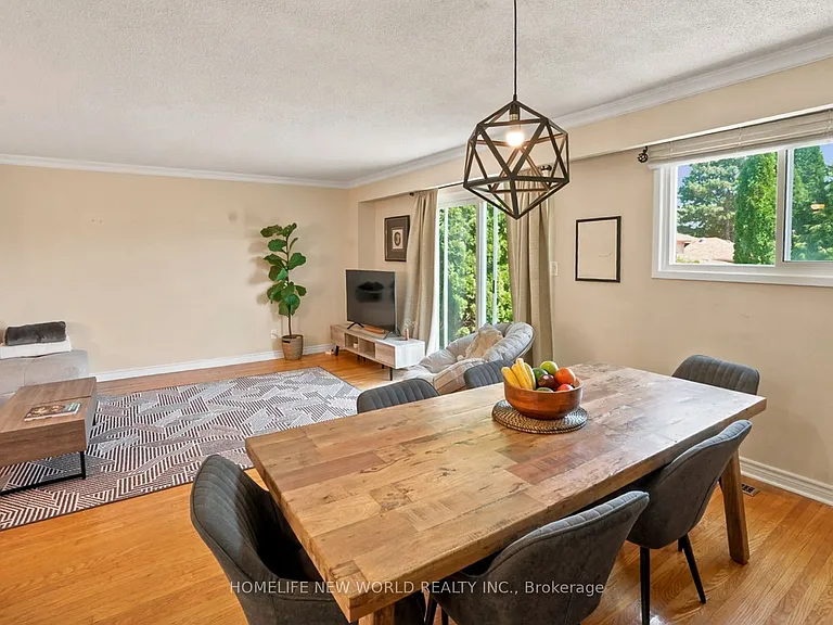 458 Appledore Cres #UPPER — Photo 16