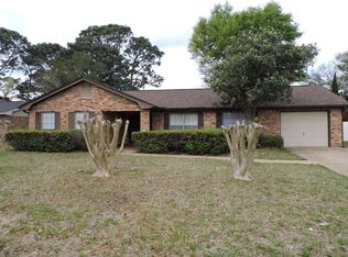 5725 Keystone Rd, Pensacola, FL 32504