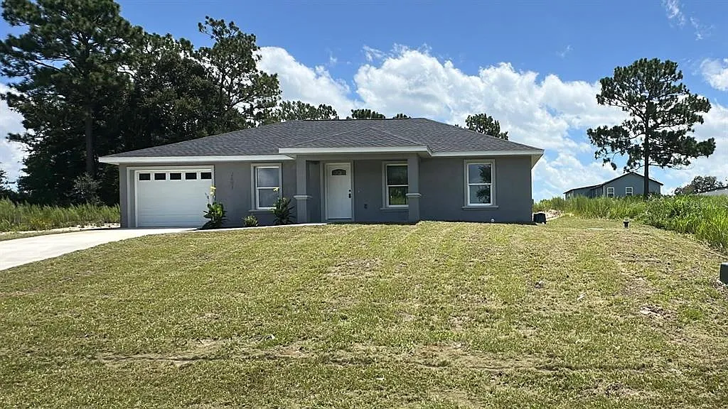 3 bed, 2.0 bath, 1316 sqft, $1,900 — Photo 1