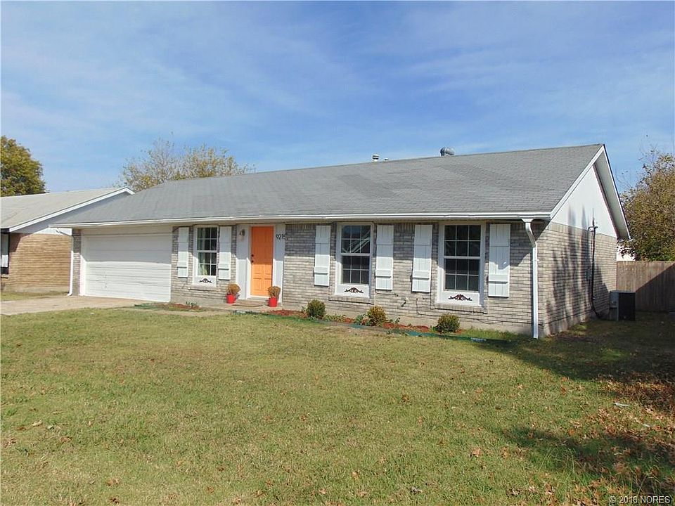 Convenient! Located 51/Mingo