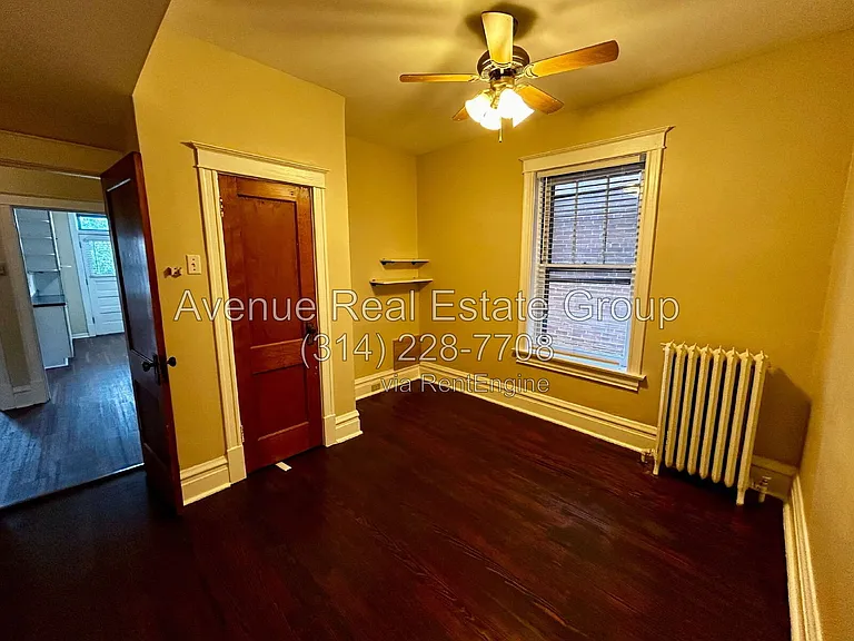 6028 Pershing Ave — Photo 12