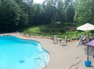 3839 Rochester Rd, Leonard, MI 48367