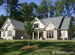 130 Bellemeade Ct, Fayetteville, GA 30215