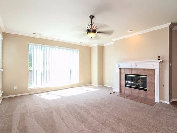 5th image of 11704 Latania Ln