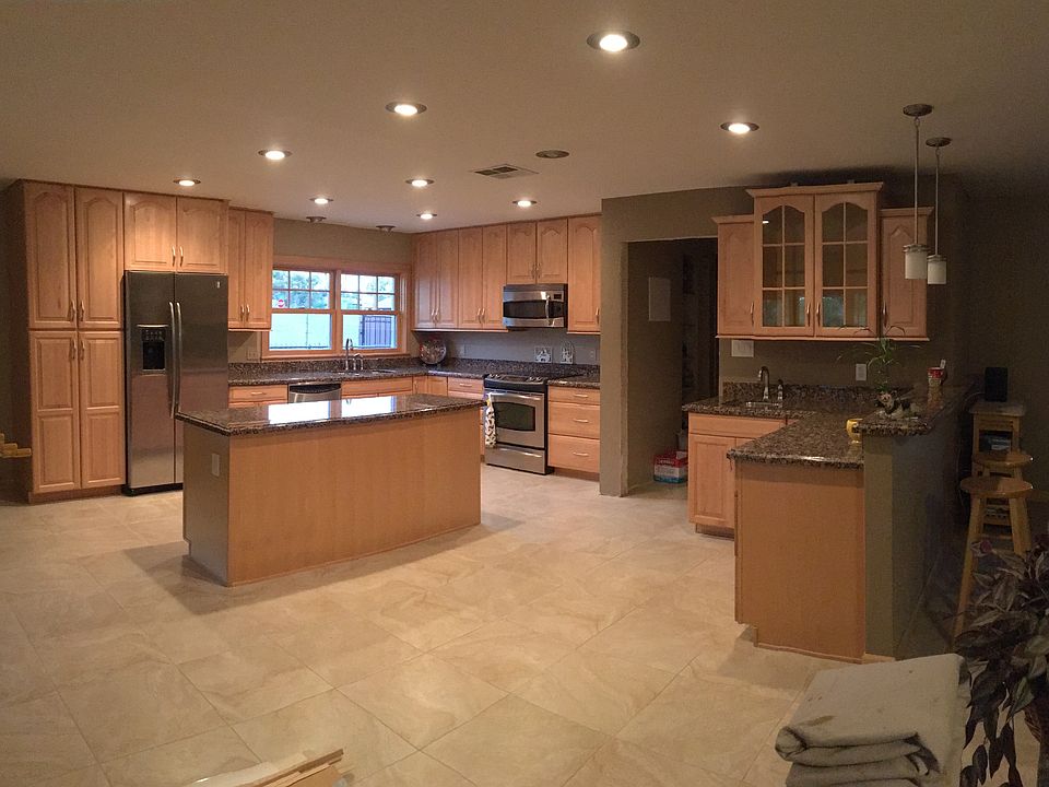 1st image of 6237 W Columbine Dr