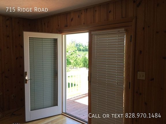 4th image of 715 Ridge Rd