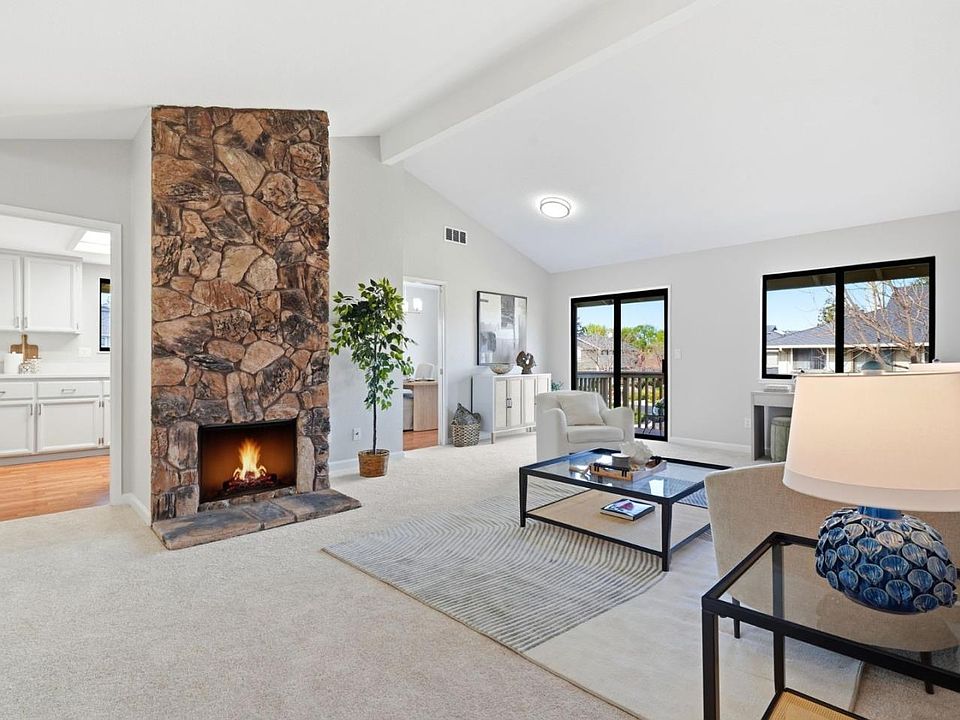 1st image of 18953 Sara Park Cir