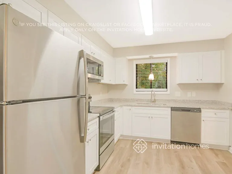 7812 Haymarket Ln — Photo 7