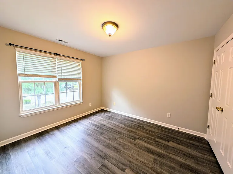 5804 Neuse Wood Dr — Photo 11