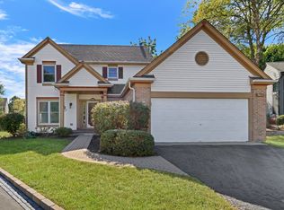 223 Litchfield Ct, Grayslake, IL