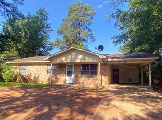 402 S Boggie St, Atlanta, TX 75551