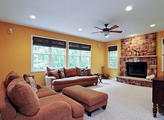 4th image of 650 Gelden Ln