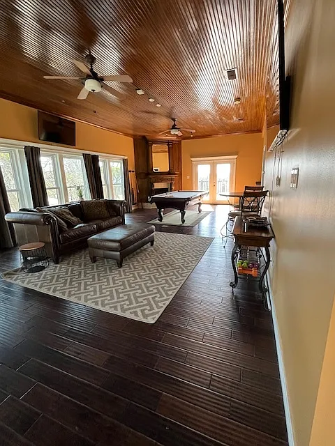 2117 Greta Lane Upstair Apartment - Ups — Photo 3