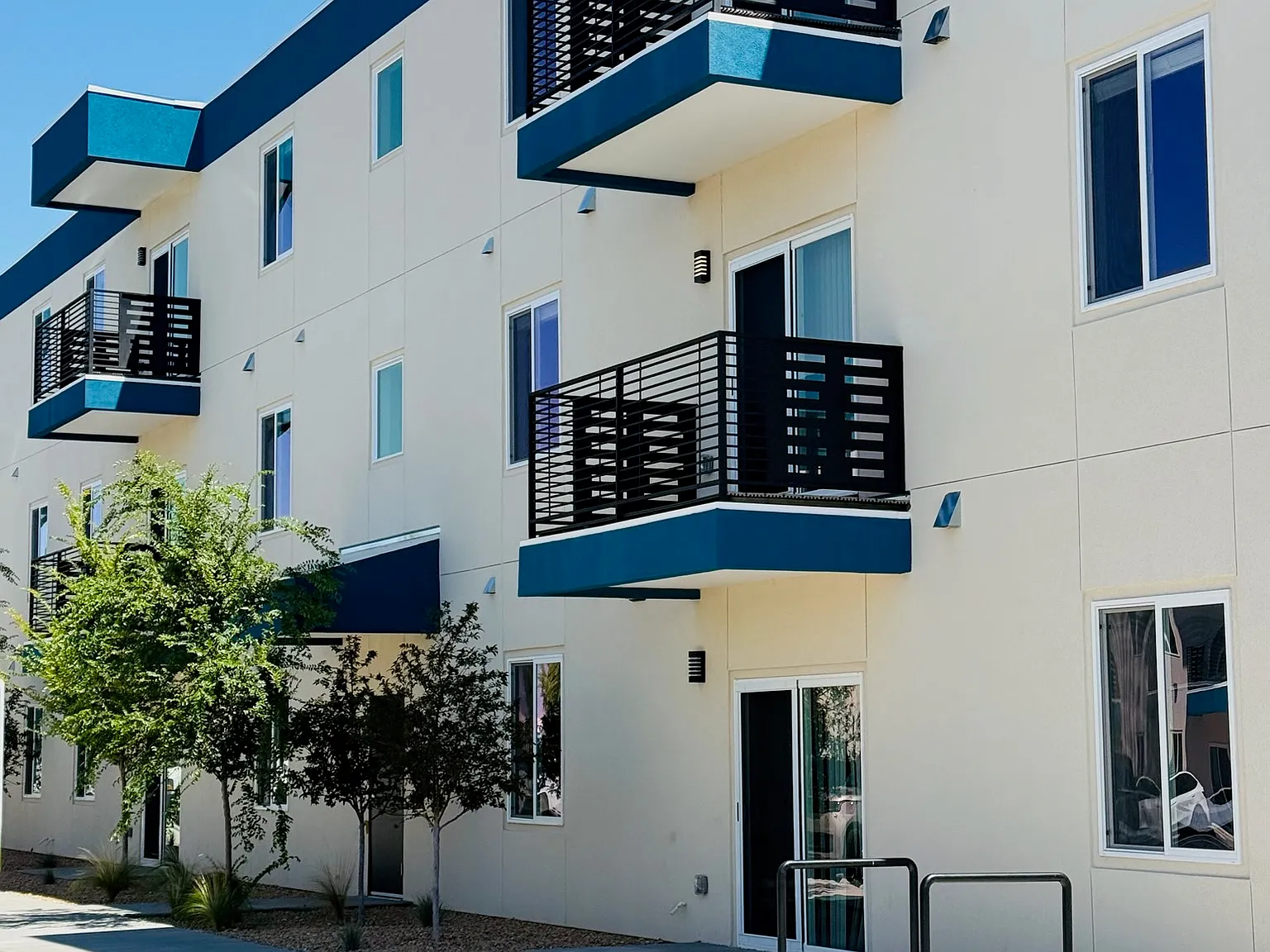 Nouri Apartments — Photo 1