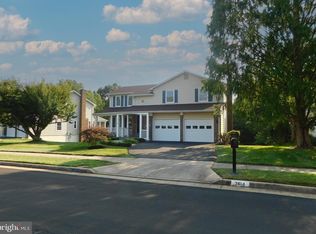 3614 Great Laurel Ln, Fairfax, VA 22033