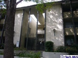 211 S Wilson Ave UNIT 105, Pasadena, CA 91106