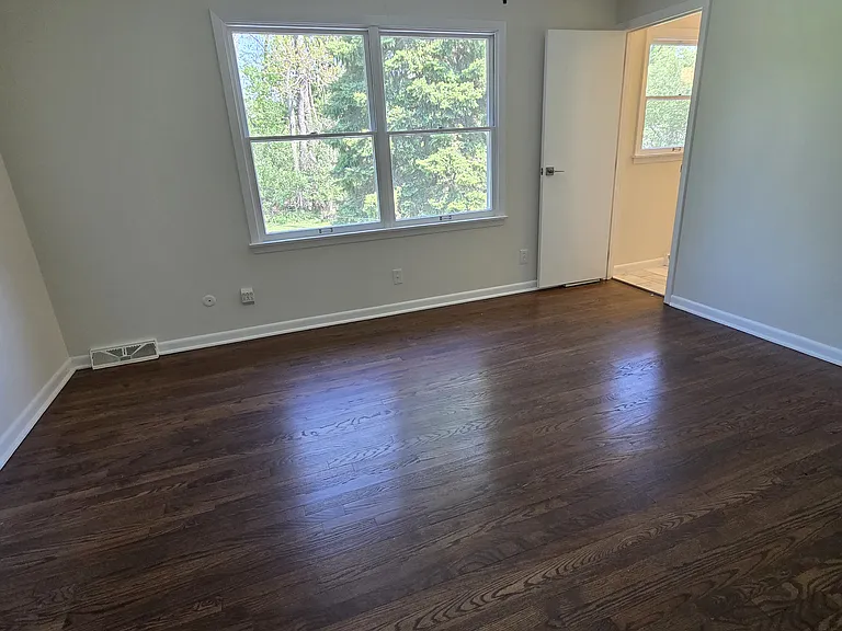 298 E North St #298 — Photo 15