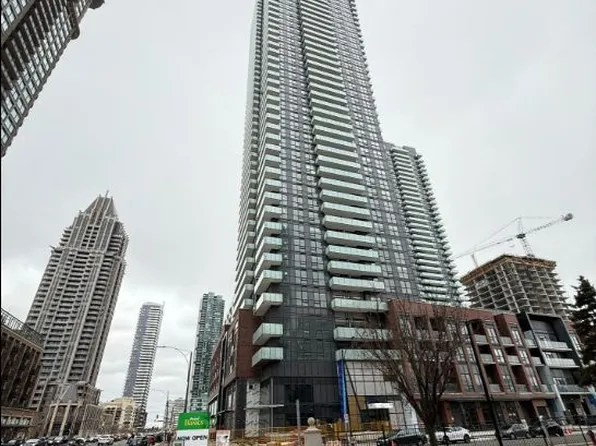 430 Square One Dr, Mississauga, ON