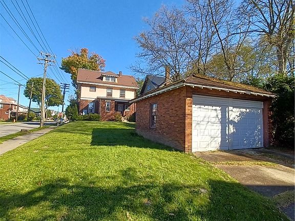 5th image of 100 2nd St