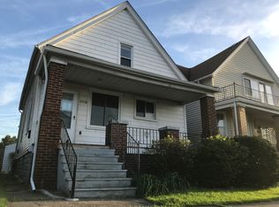 2216 Edwin St, Hamtramck, MI 48212