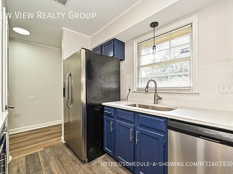 8439 Country Oaks Rd — Photo 11