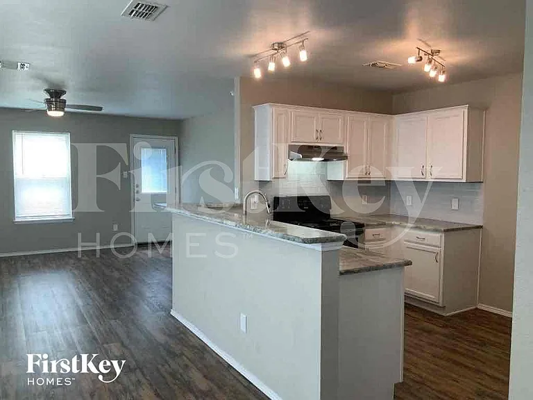9964 Rio Doso Dr — Photo 4