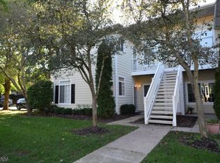 47 Wescott Rd, Bedminster, NJ 07921