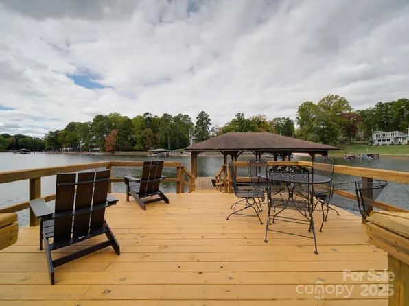 143 Agnew Rd, Mooresville, NC 28117