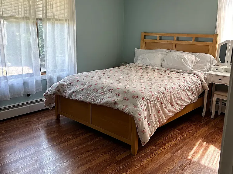 49 Montauk Rd — Photo 9
