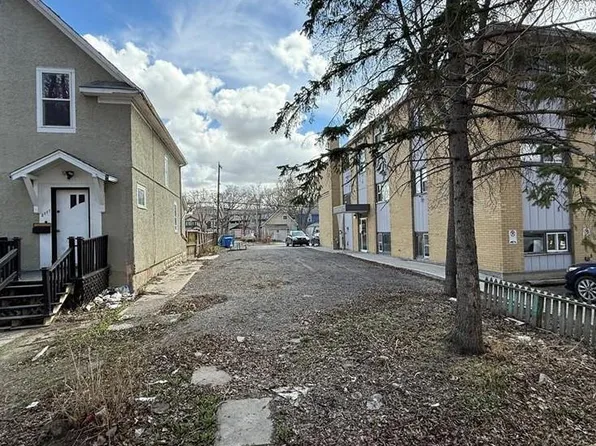 2113 Osler STREET, Regina, SK S4P 1W7