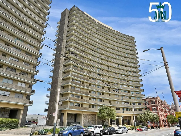 1000 N Point St #1608 — Photo 73